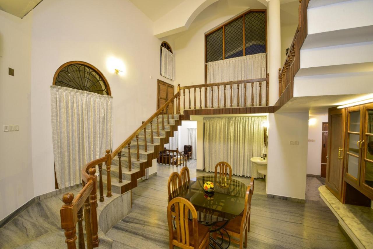 Hotel Treetop Теккаді Екстер'єр фото