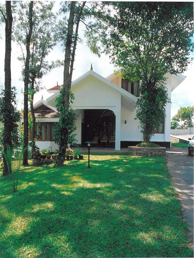 Hotel Treetop Теккаді Екстер'єр фото